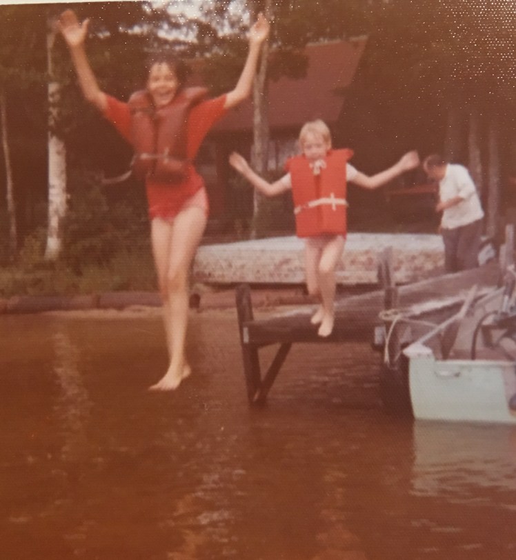 jumping-in-water-at-round-lake